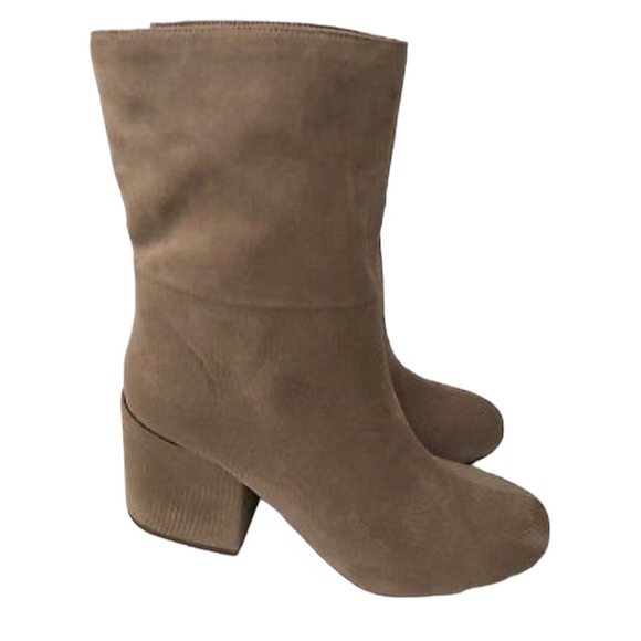 Charles David Quinton Suede Ankle Boots Booties - Picture 2 of 7